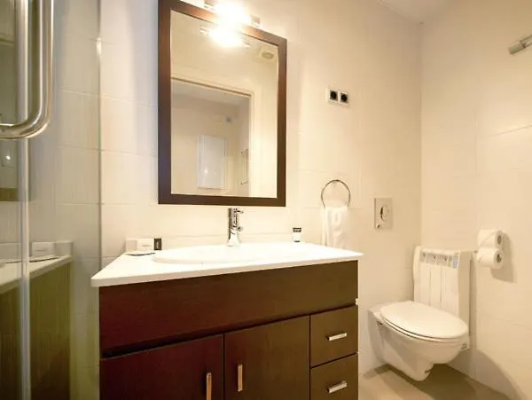 Zoilo Apartments Sagrada Familia برشلونة