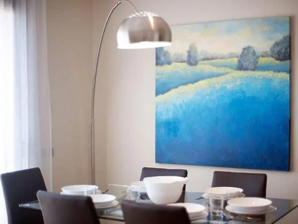 Zoilo Apartments Sagrada Familia برشلونة إسبانيا